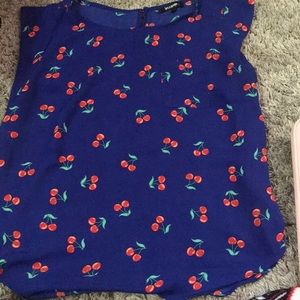 Tops - Women’s blouse Tops - Women’s blouse